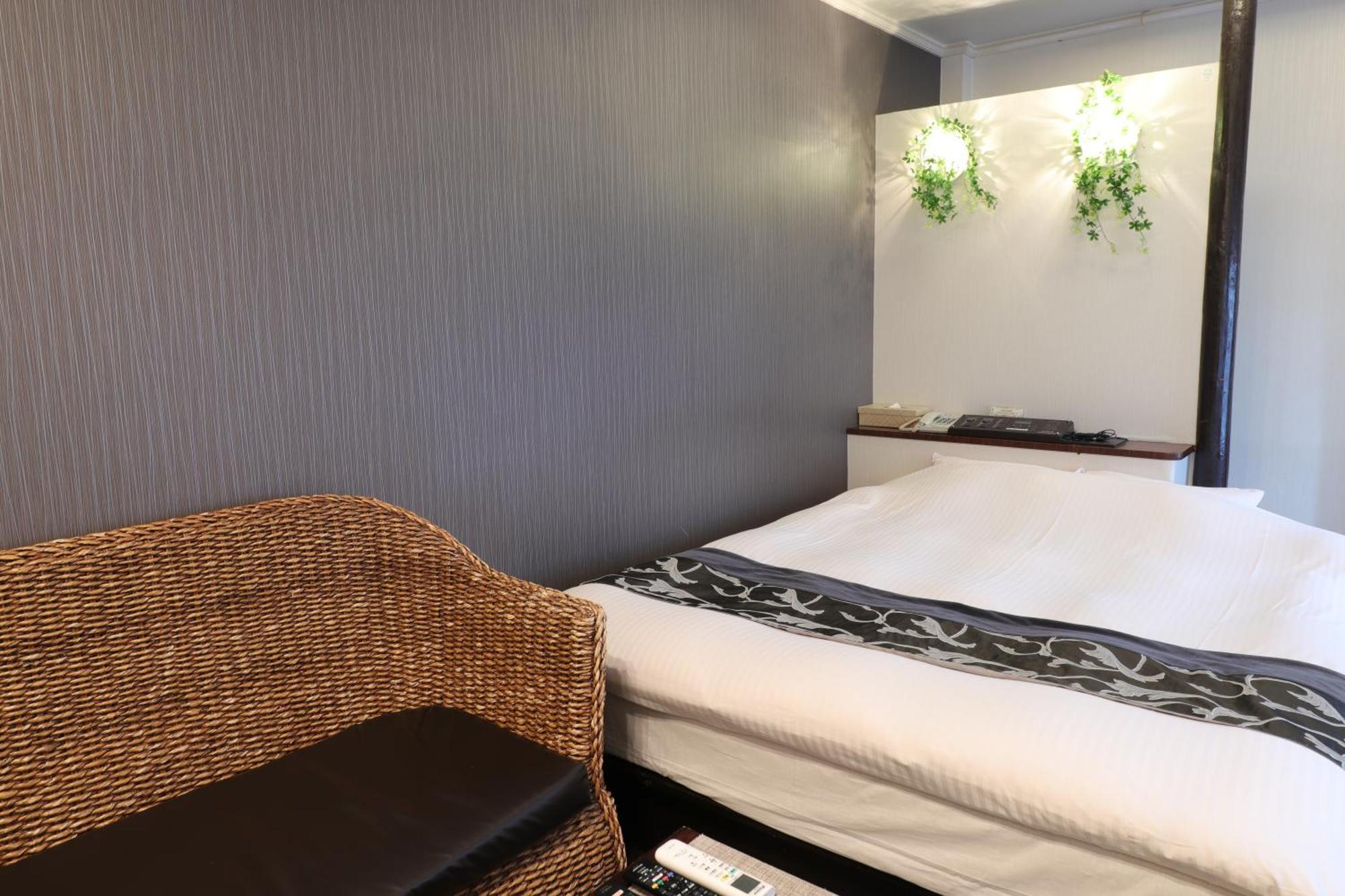天然個室温泉 Hotel Lafontaine 諏訪 (Adults Only) Suwa  Bagian luar foto