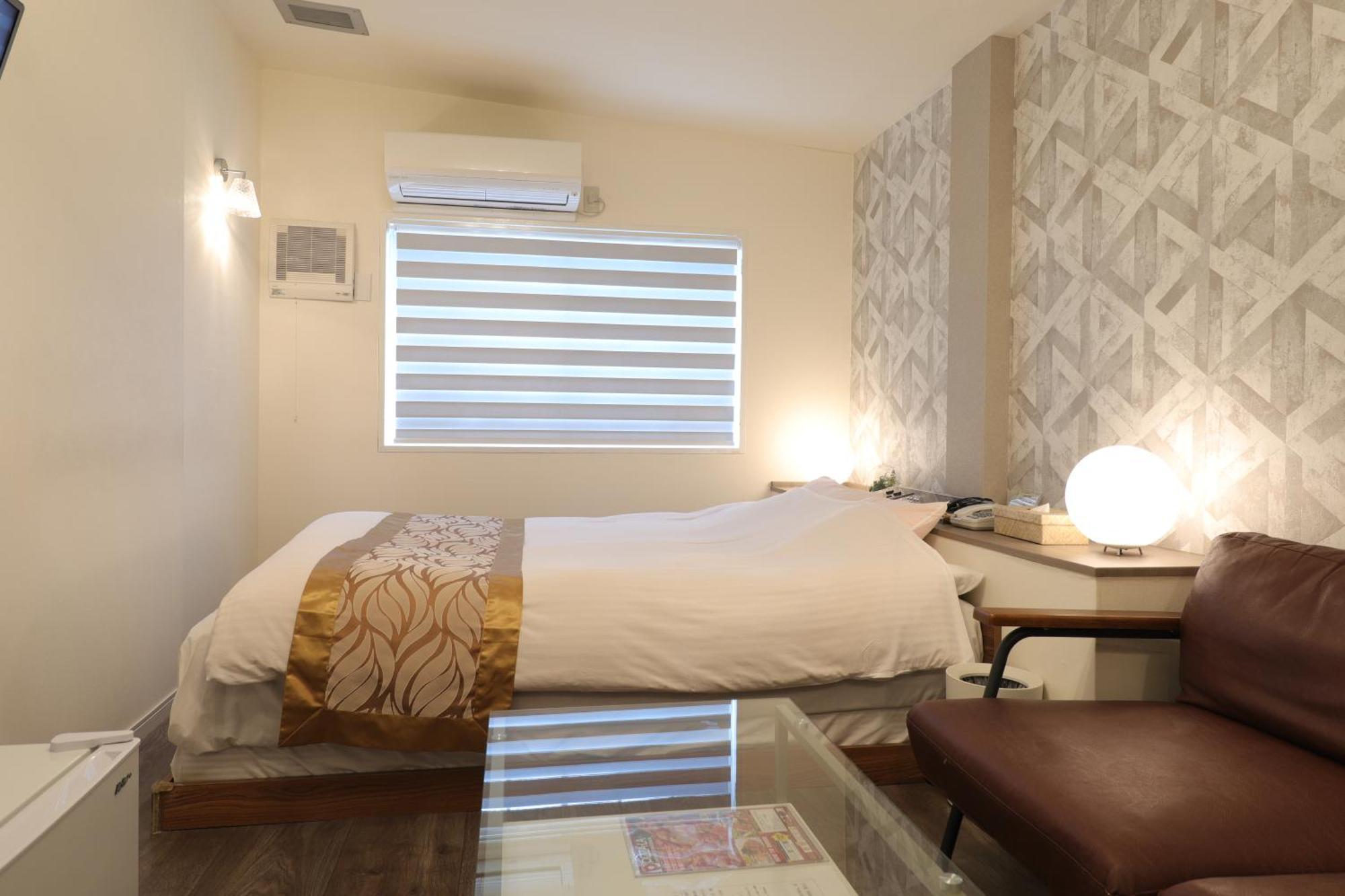 天然個室温泉 Hotel Lafontaine 諏訪 (Adults Only) Suwa  Bagian luar foto