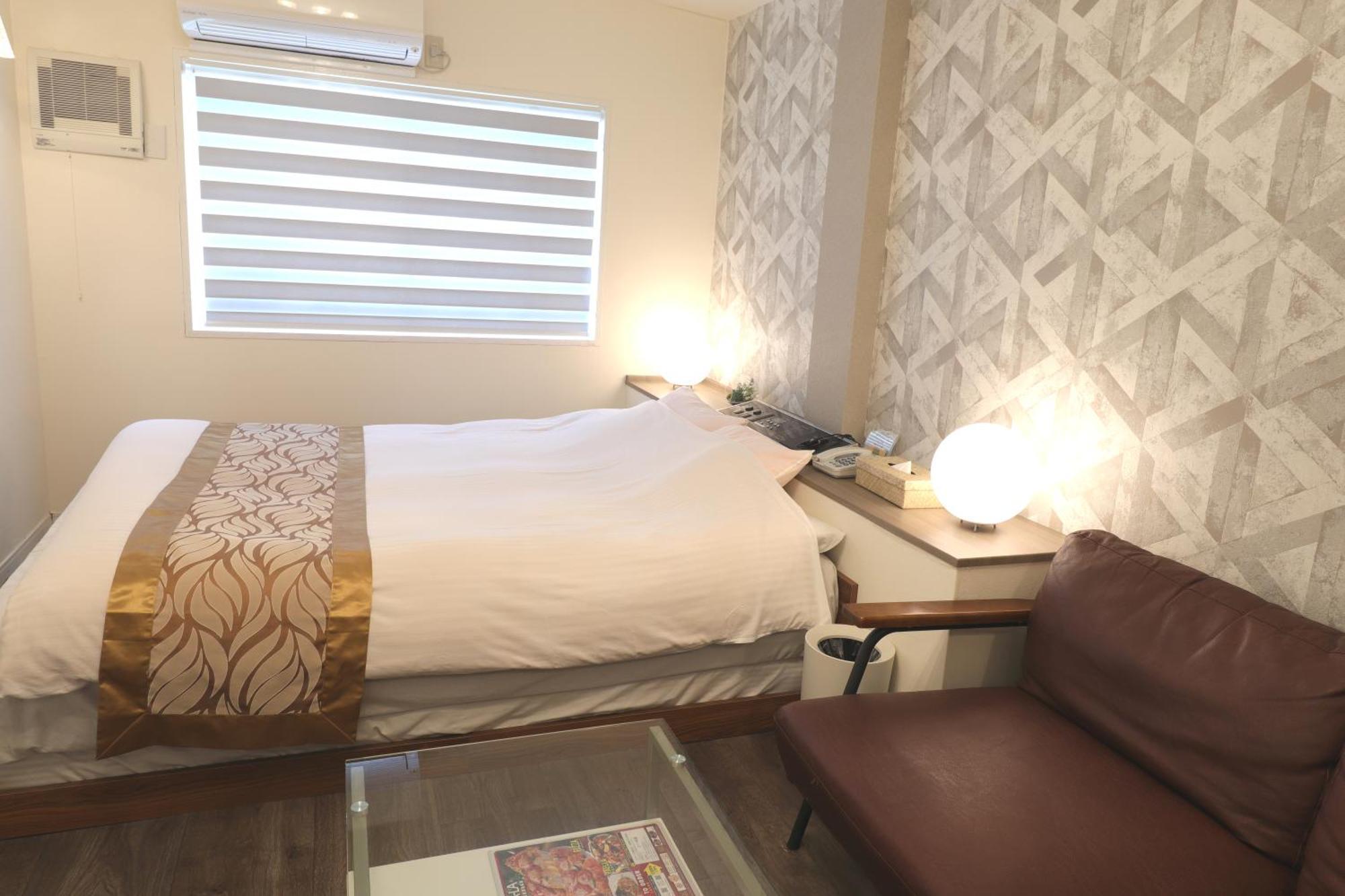 天然個室温泉 Hotel Lafontaine 諏訪 (Adults Only) Suwa  Bagian luar foto