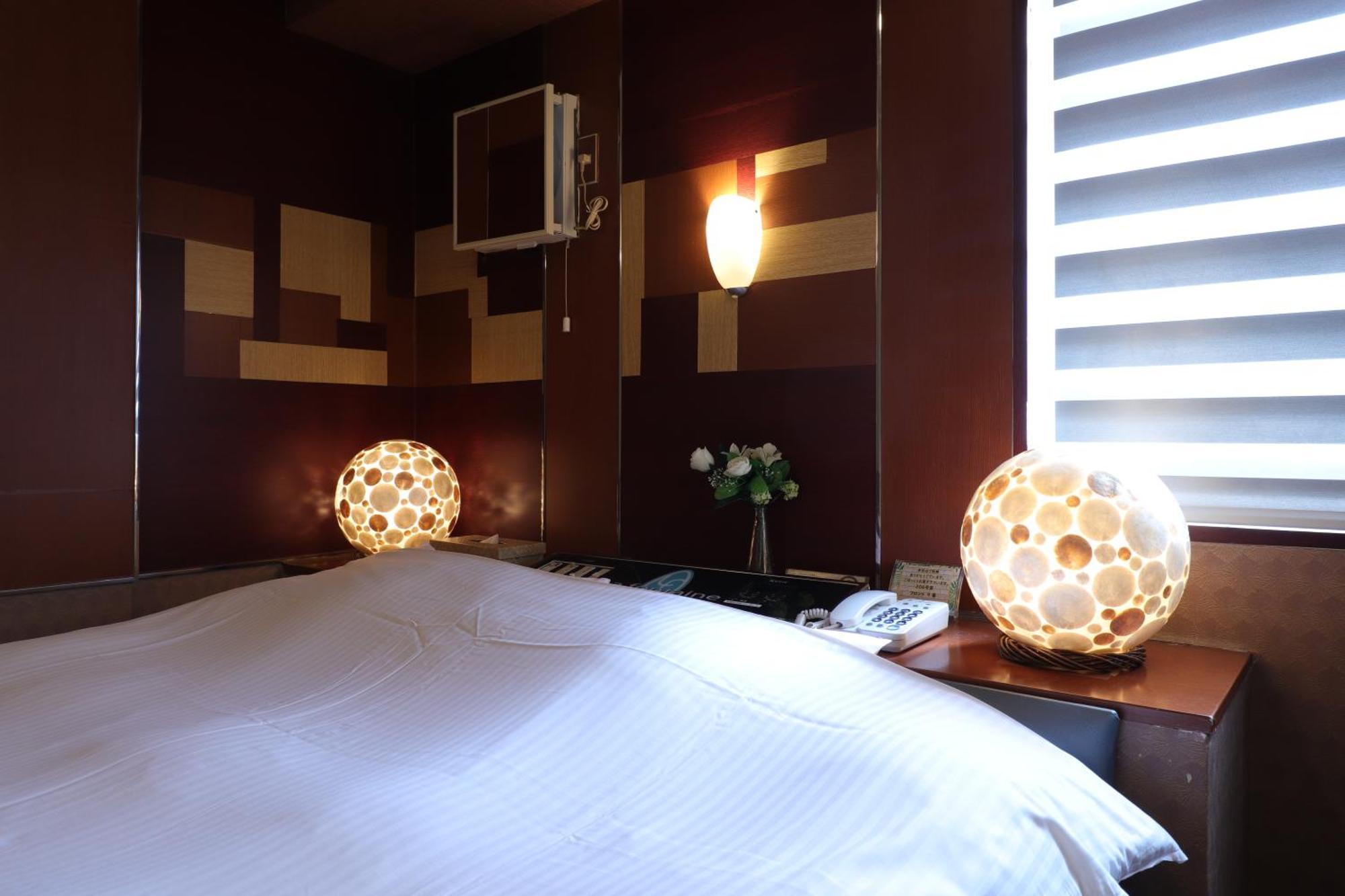 天然個室温泉 Hotel Lafontaine 諏訪 (Adults Only) Suwa  Bagian luar foto