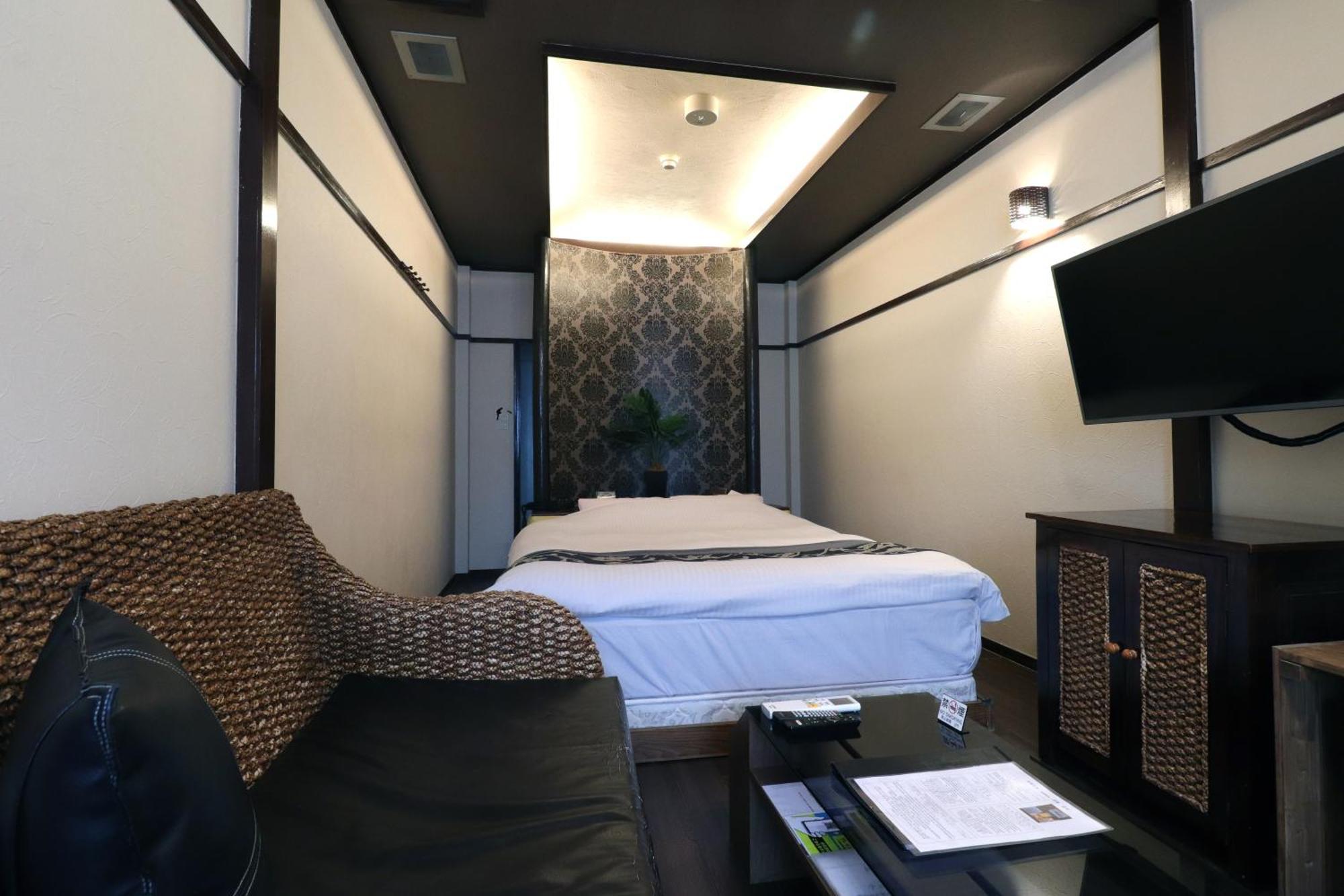 天然個室温泉 Hotel Lafontaine 諏訪 (Adults Only) Suwa  Bagian luar foto